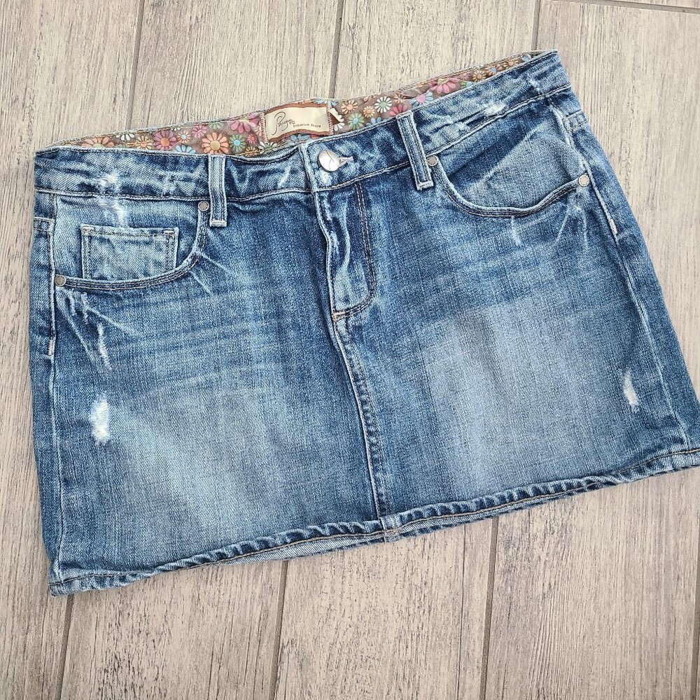 Paige Premium Denim women's blue jean skirt size 28